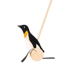 Tirant un animal sur un bâton - Pingouin