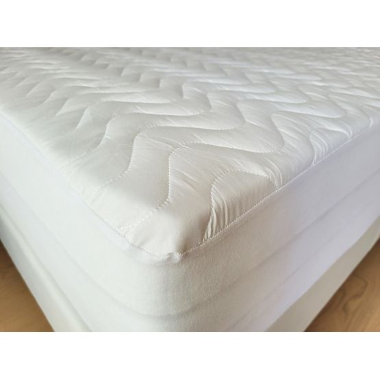 Protège-matelas avec finition imperméable