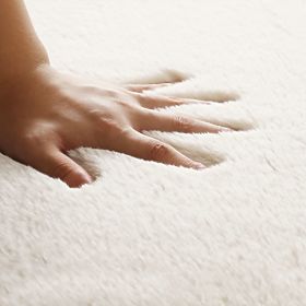 Tapis en soie Rabbit - Blanc Écru, Tutumi